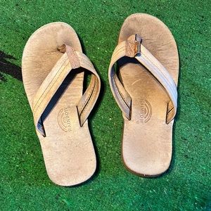RAINBOW tan flip flop, size